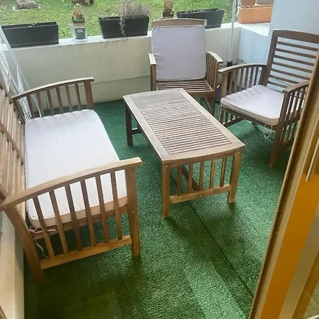 Apartment Superbe Studio Terrasse Centre Et Plages A Pieds